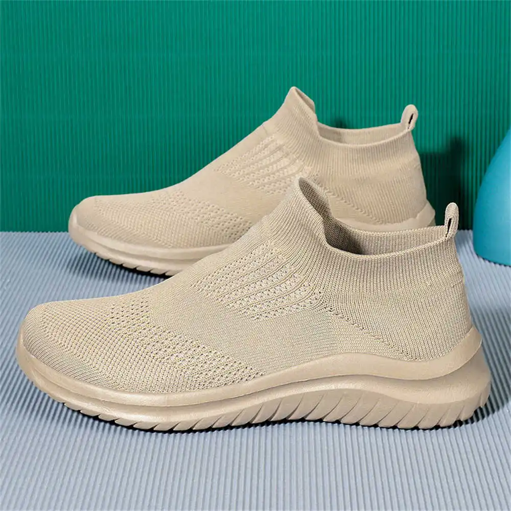 Sepatu olahraga pria, krem lem - Luxury Lifestyle Shows ulasan dan harga